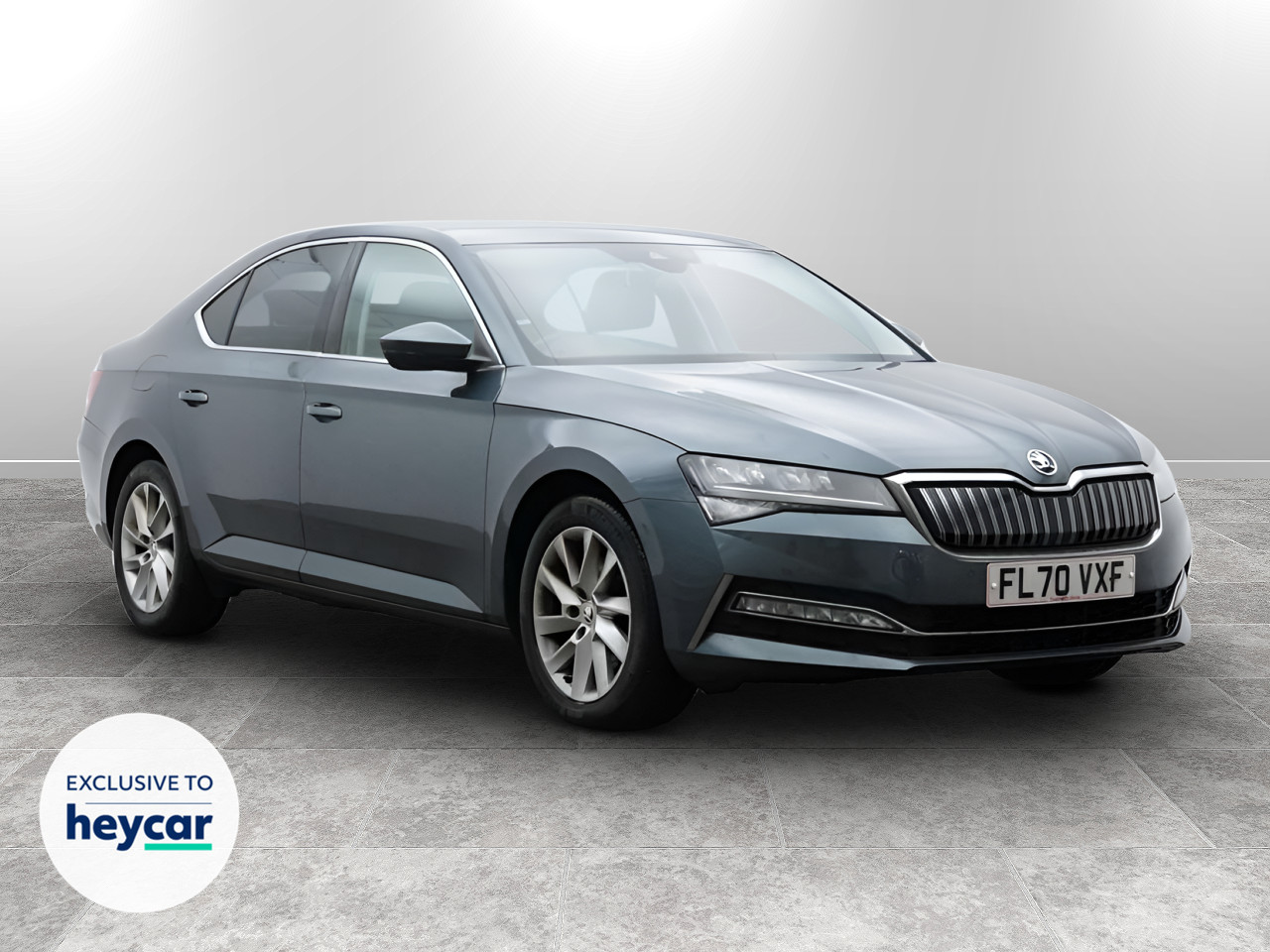 Main listing image - Skoda Superb