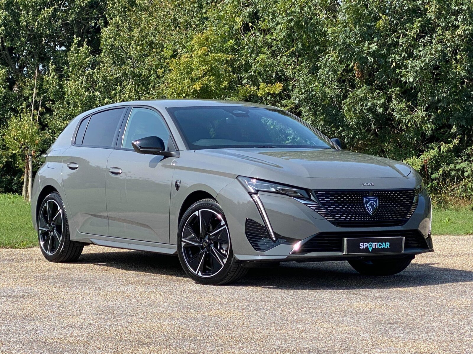 Main listing image - Peugeot e-308