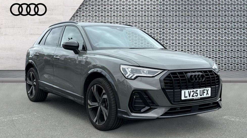 Main listing image - Audi Q3