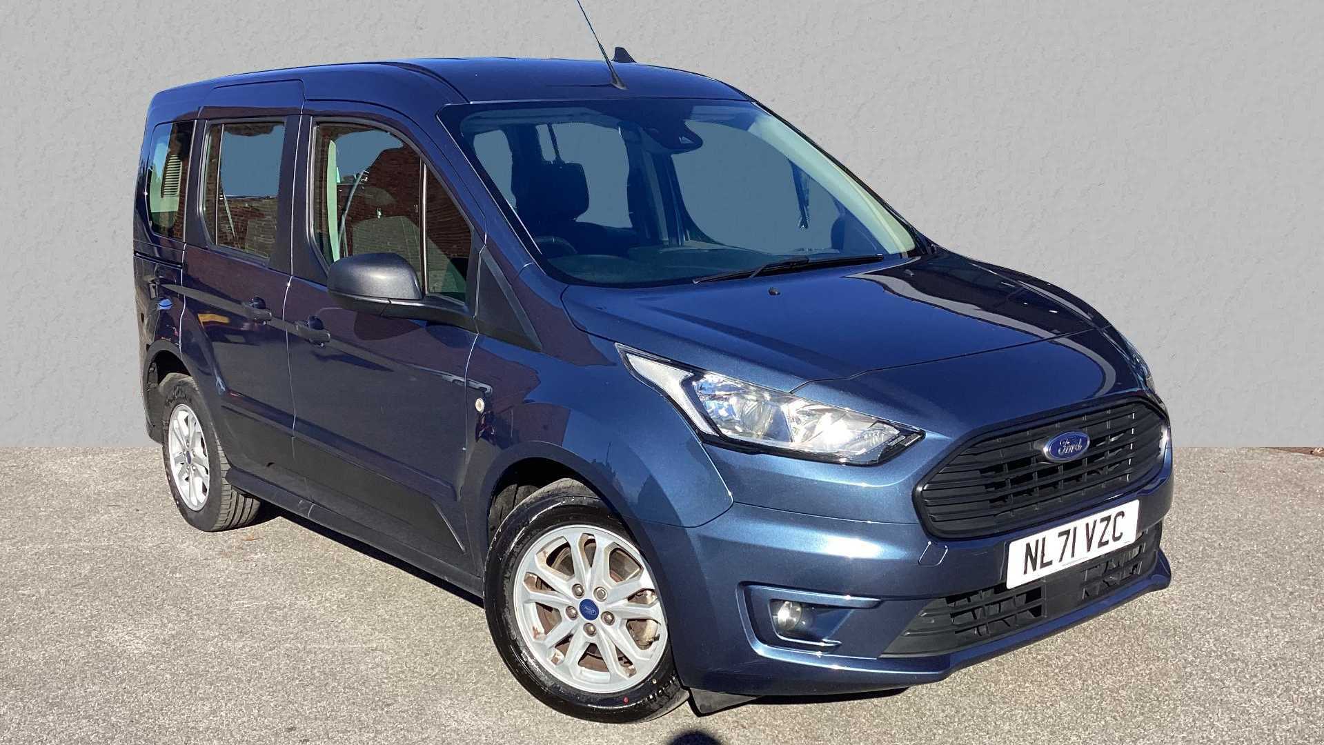 Main listing image - Ford Tourneo Connect