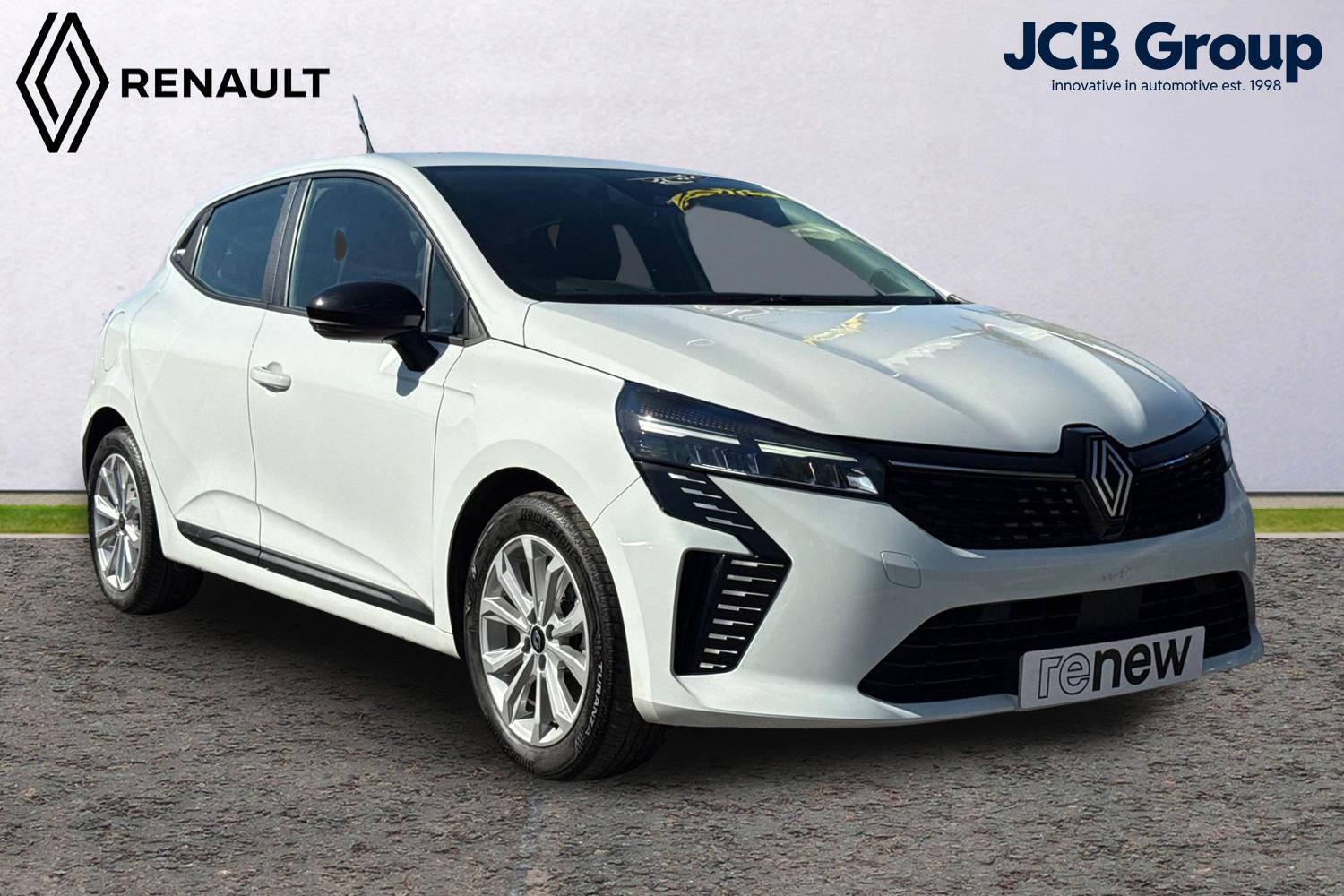 Main listing image - Renault Clio