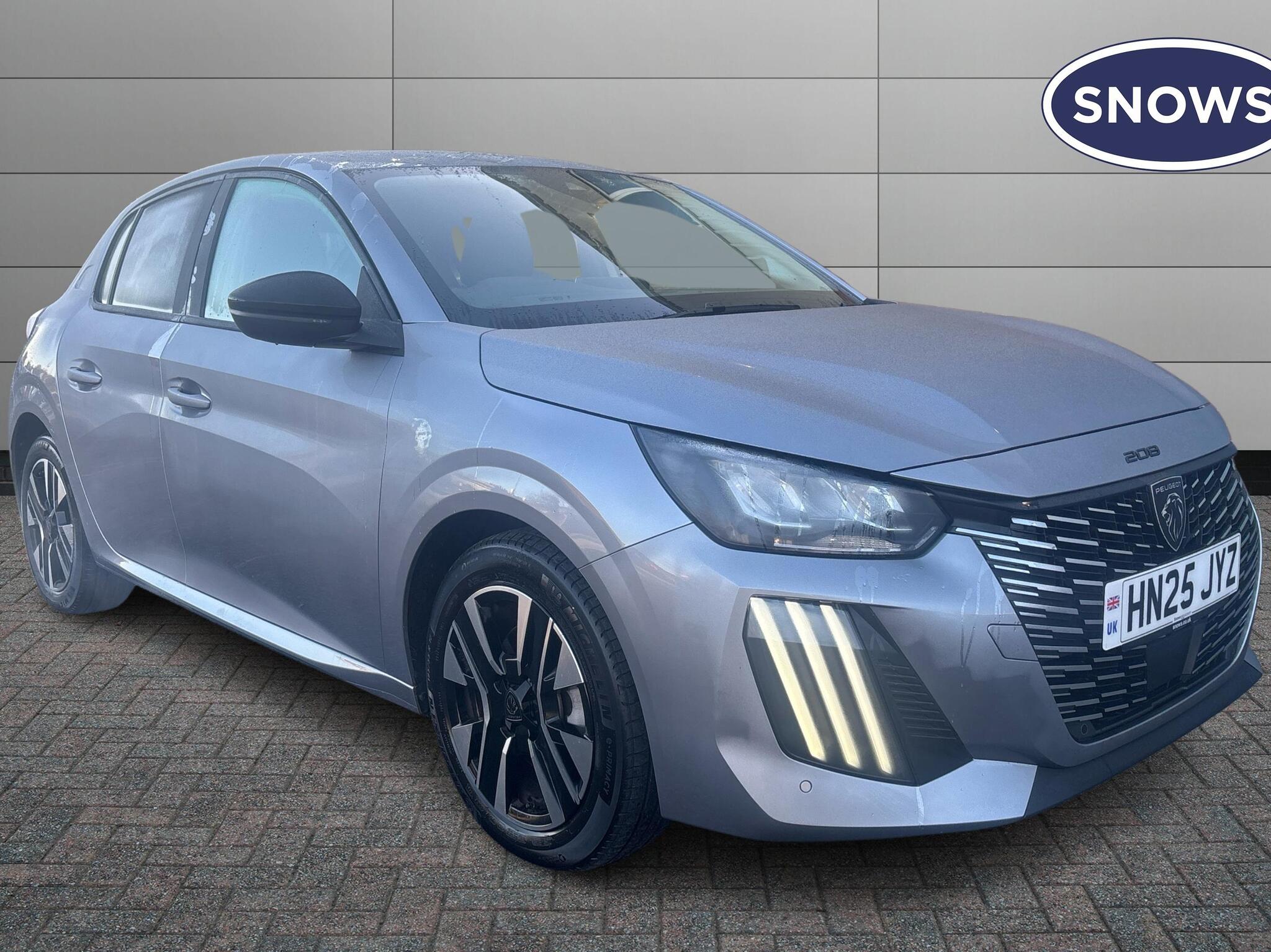 Main listing image - Peugeot 208