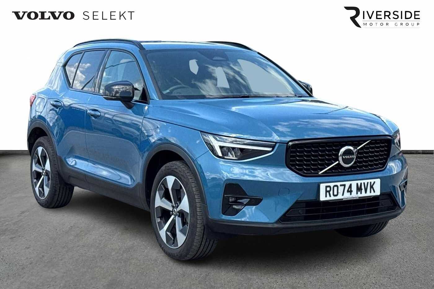Main listing image - Volvo XC40