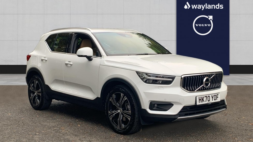 Main listing image - Volvo XC40