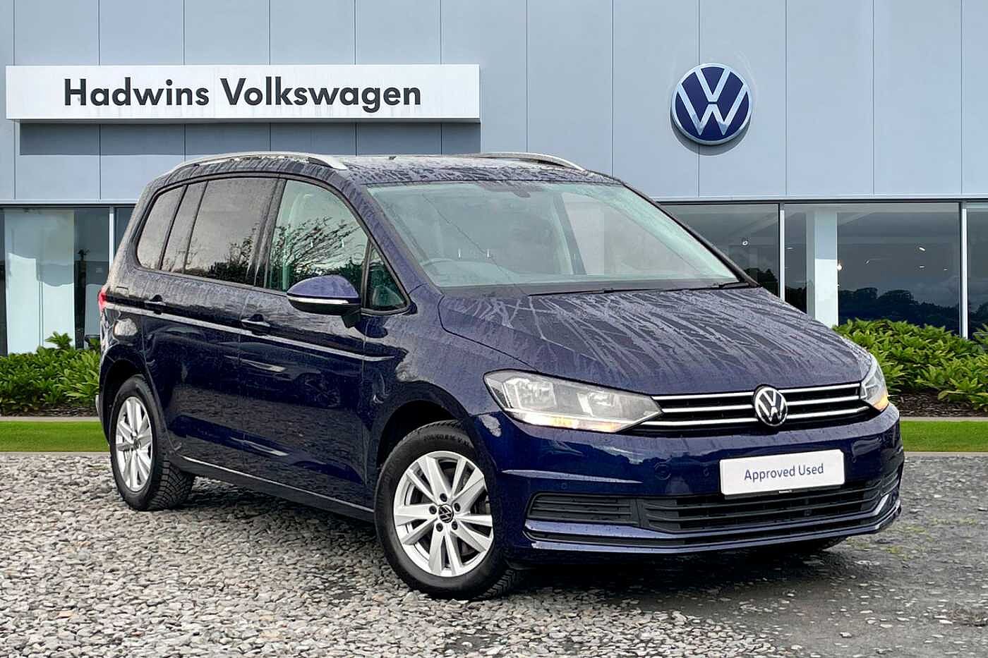 Main listing image - Volkswagen Touran