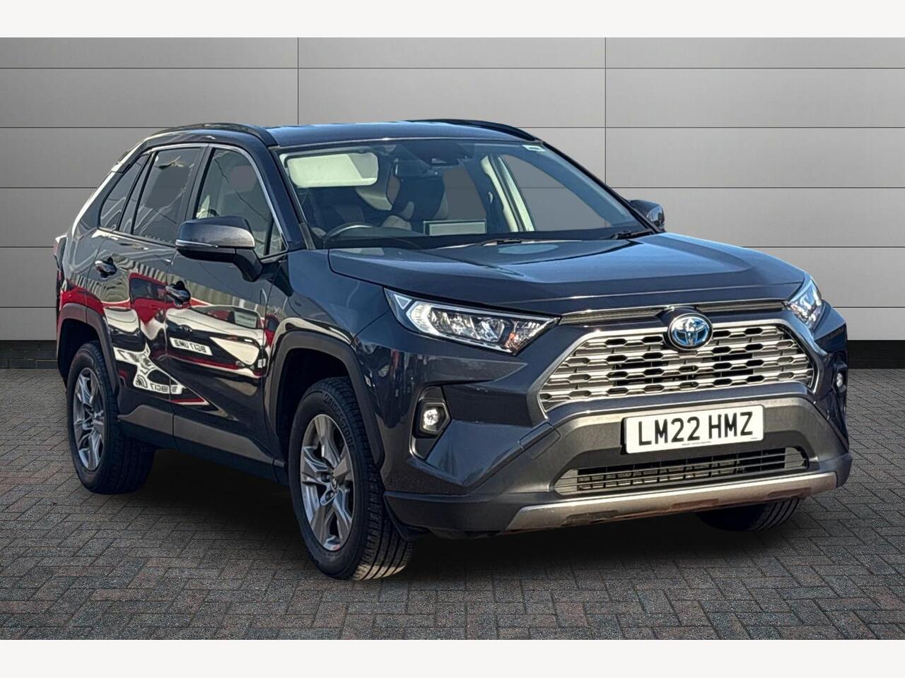 Main listing image - Toyota RAV4