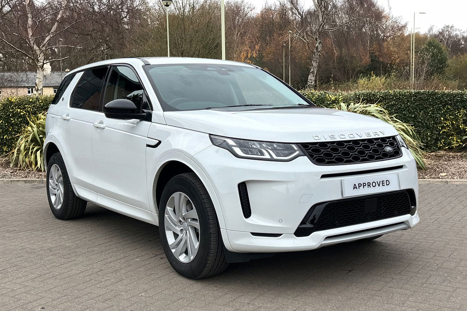 Main listing image - Land Rover Discovery Sport