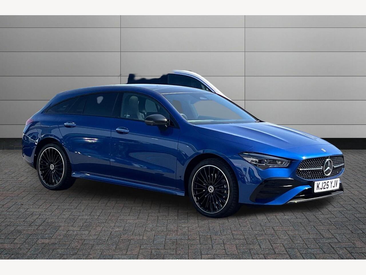 Main listing image - Mercedes-Benz CLA Shooting Brake