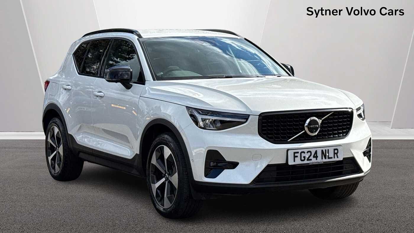 Main listing image - Volvo XC40