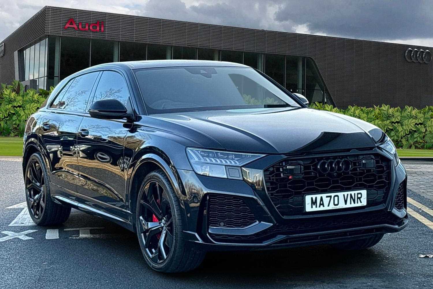 Main listing image - Audi RS Q8