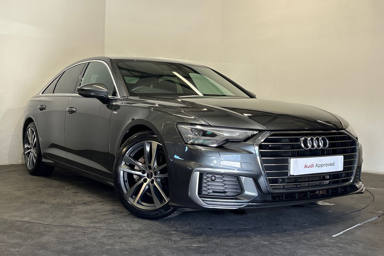 Main listing image - Audi A6