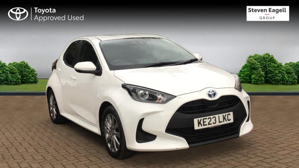 Main listing image - Toyota Yaris