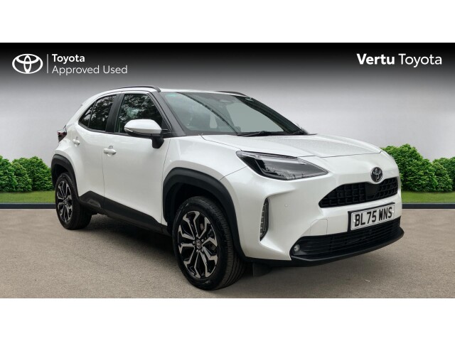 Main listing image - Toyota Yaris Cross