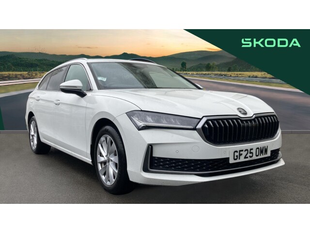 Main listing image - Skoda Superb Estate