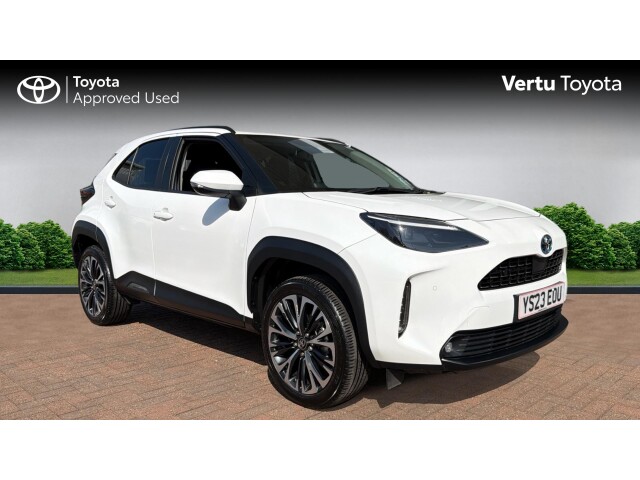 Main listing image - Toyota Yaris Cross