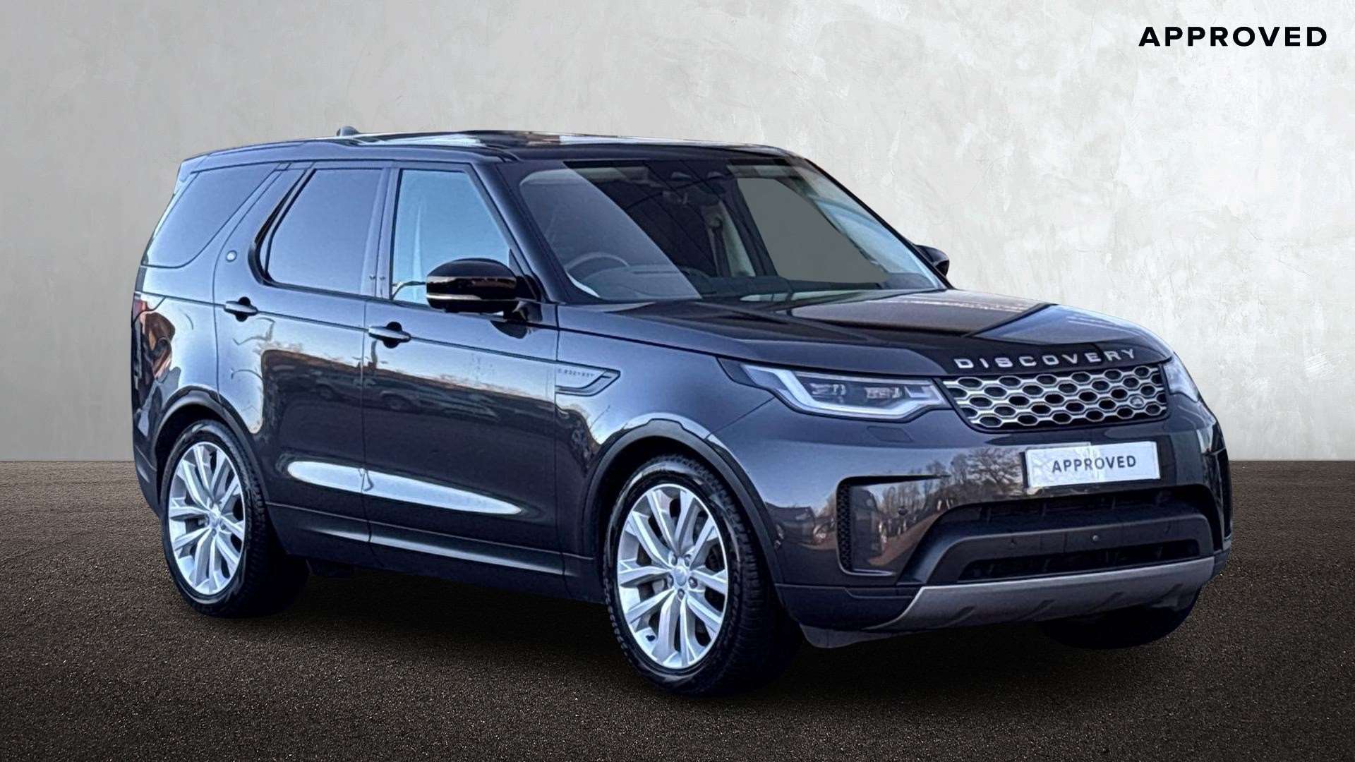 Main listing image - Land Rover Discovery