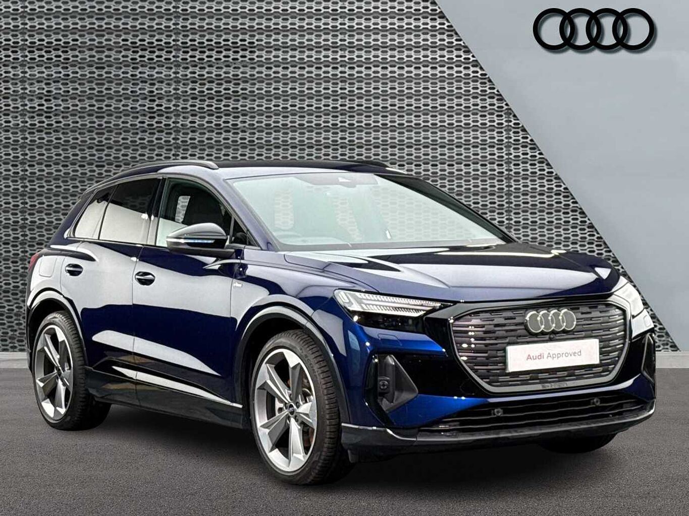 Main listing image - Audi Q4