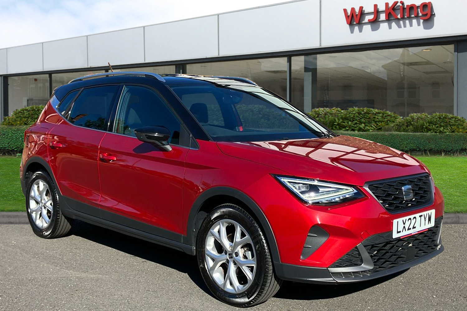 Main listing image - SEAT Arona