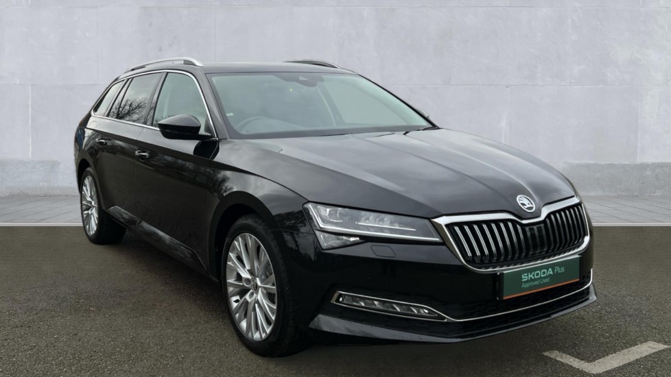 Main listing image - Skoda Superb Estate