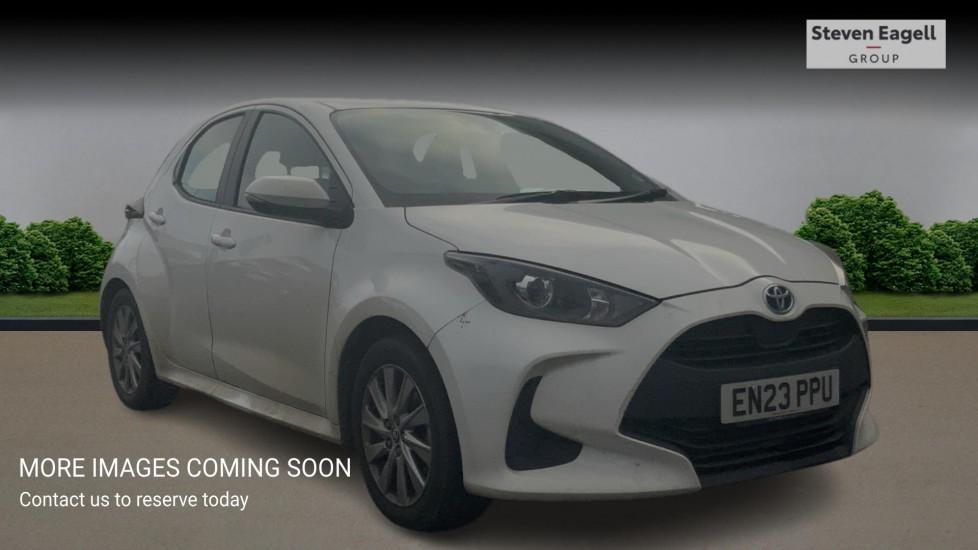 Main listing image - Toyota Yaris