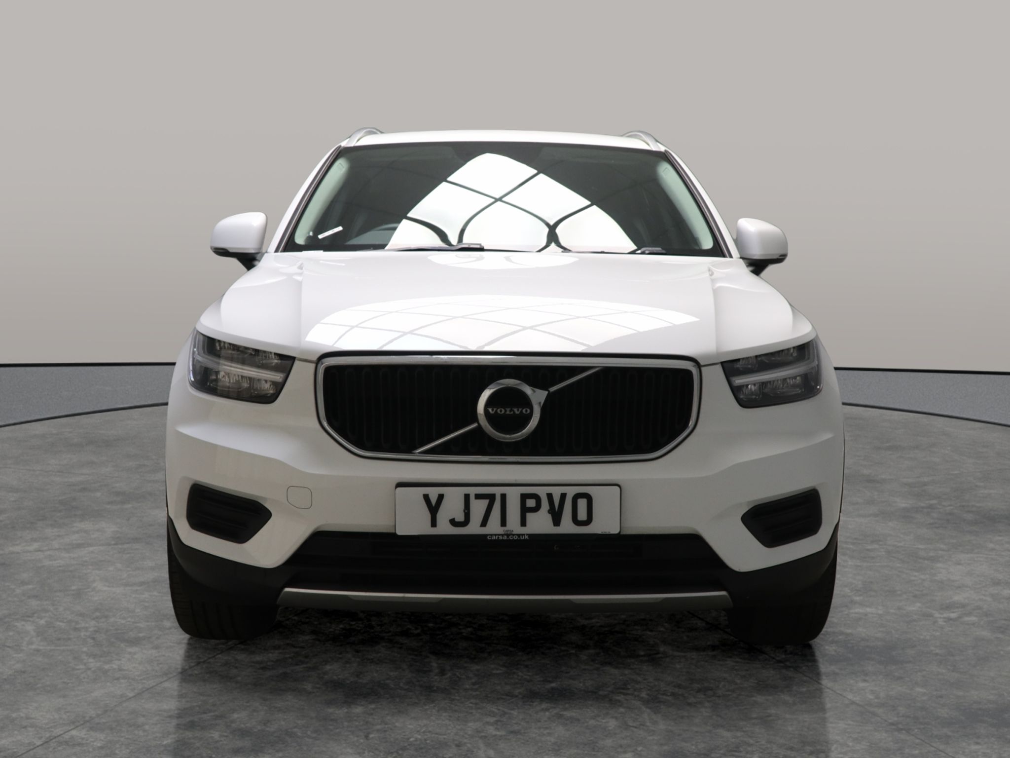 Main listing image - Volvo XC40