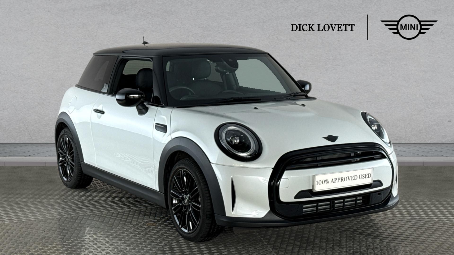 Main listing image - MINI Hatchback