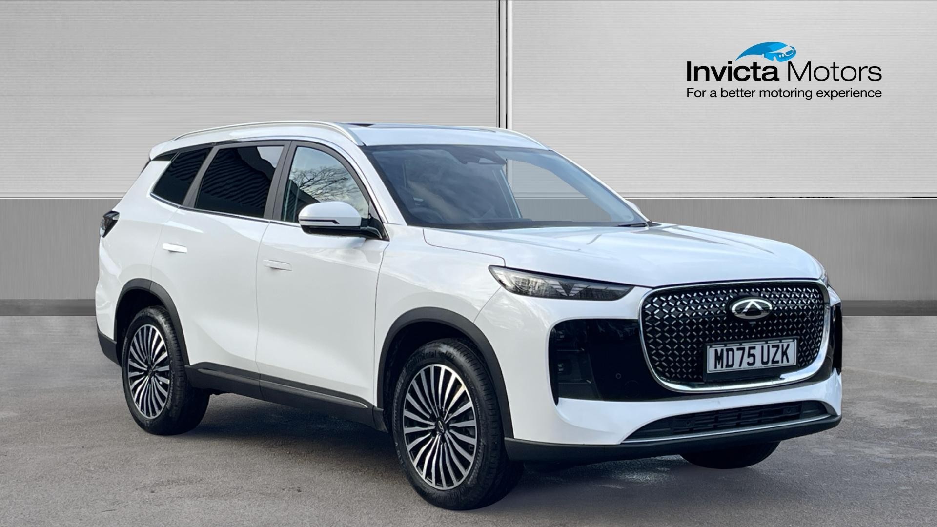 Main listing image - Chery Tiggo 8