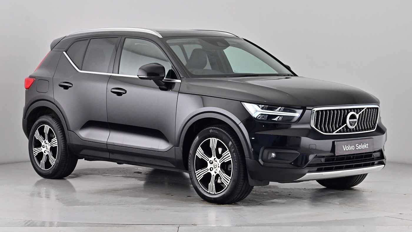 Main listing image - Volvo XC40