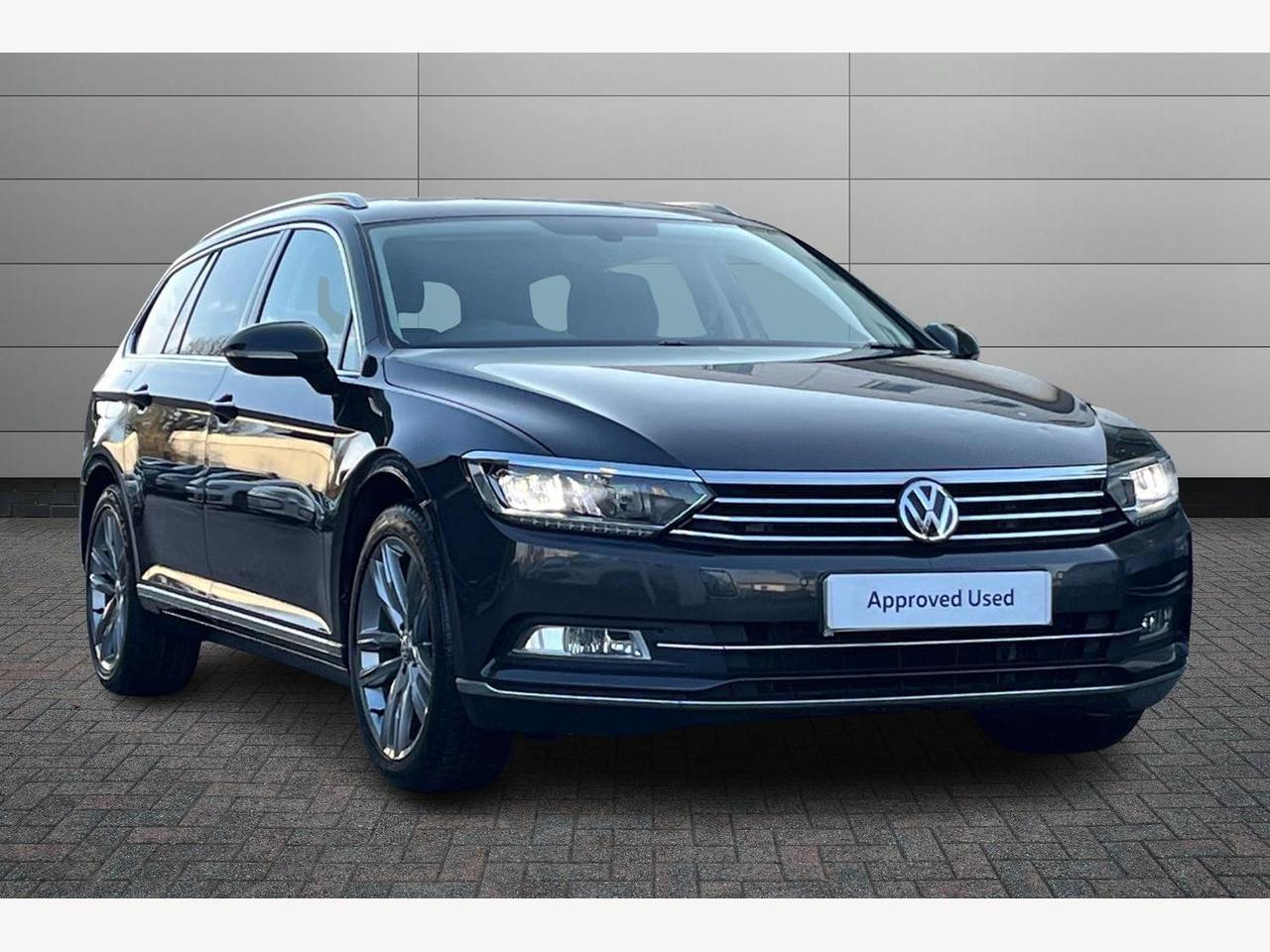 Main listing image - Volkswagen Passat Estate