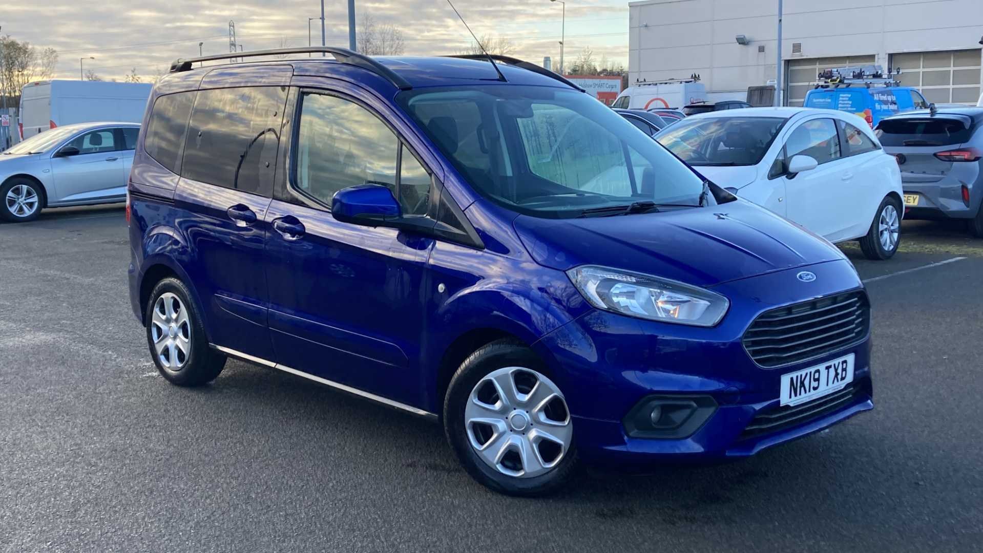 Main listing image - Ford Tourneo Courier