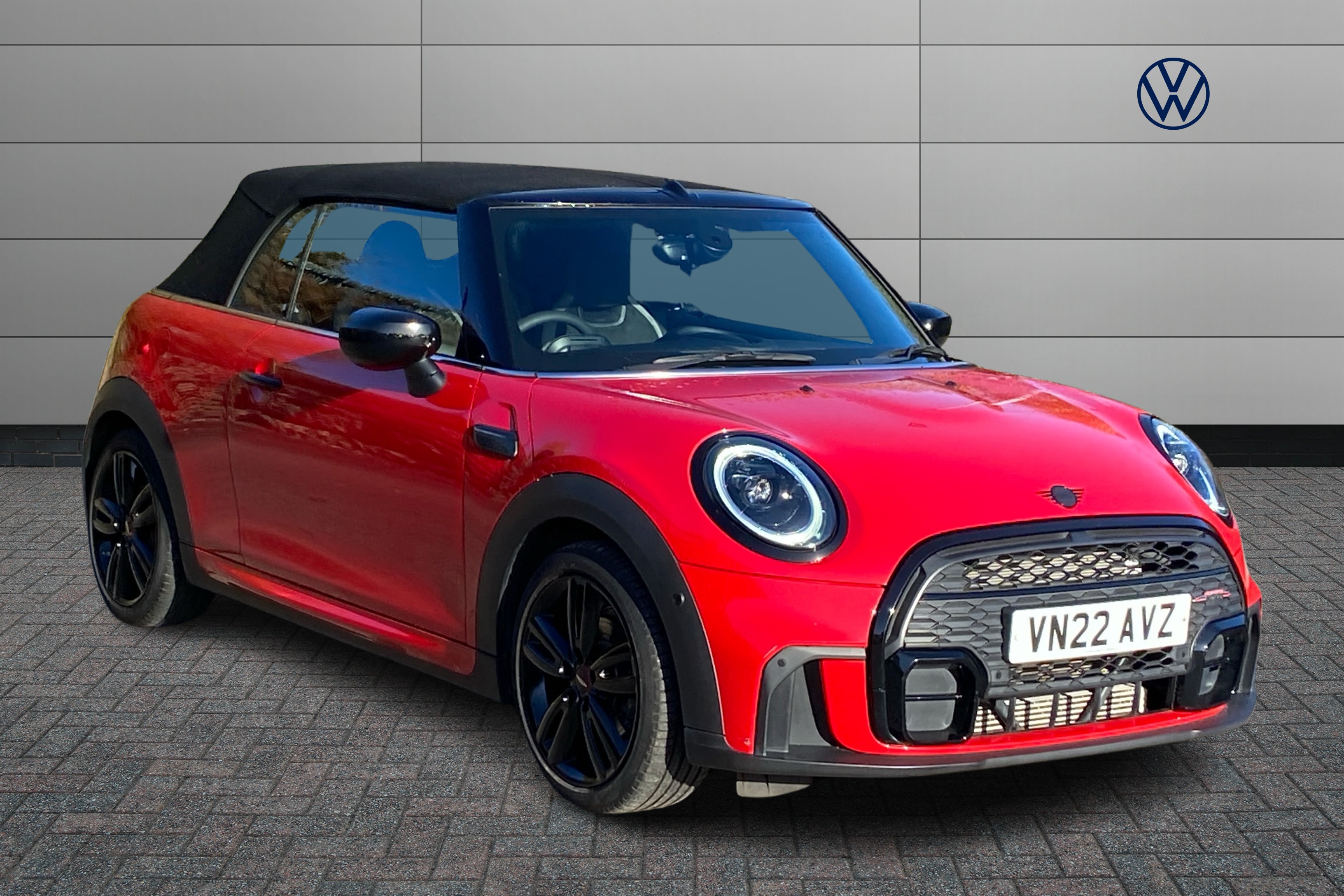 Main listing image - MINI Convertible