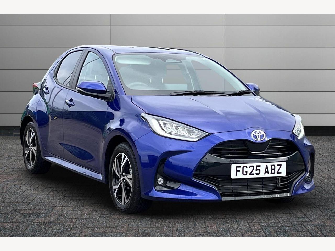 Main listing image - Toyota Yaris