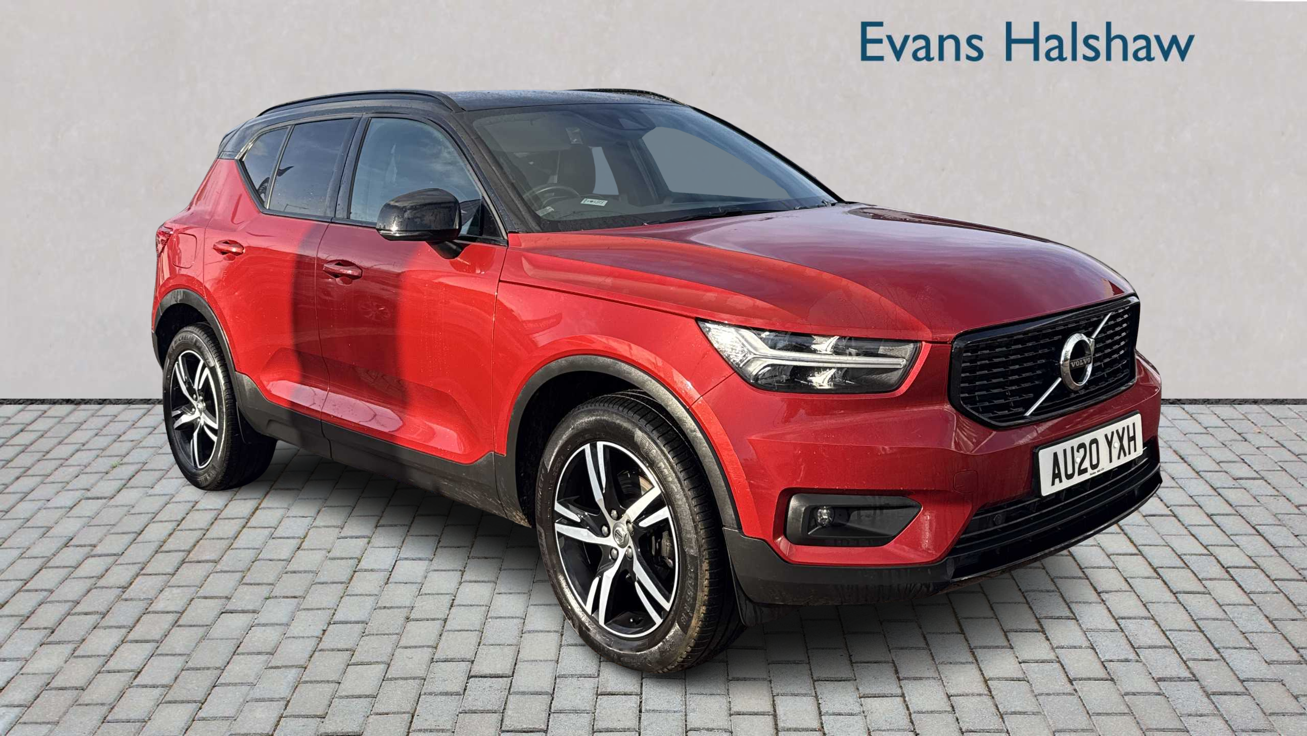 Main listing image - Volvo XC40