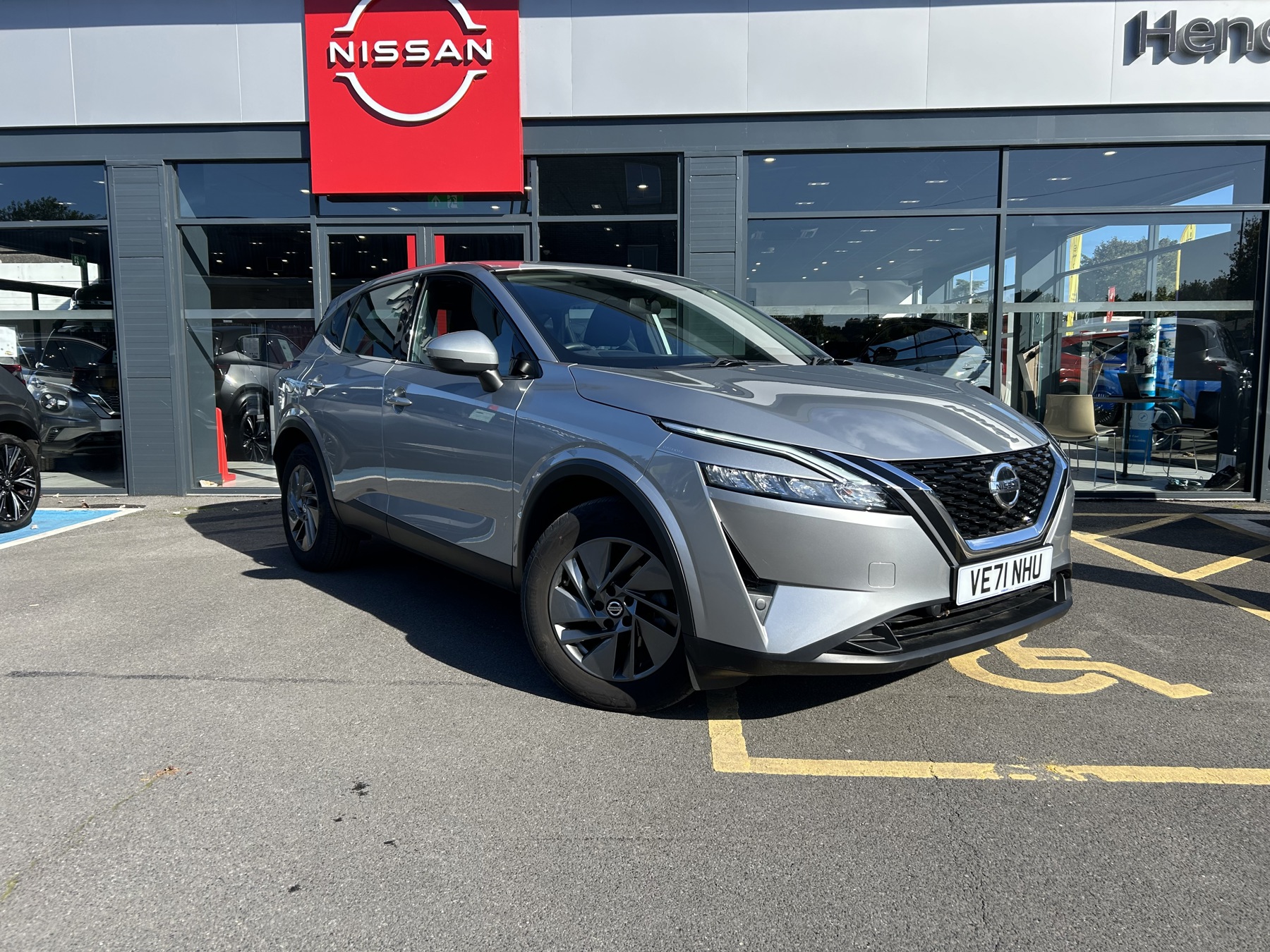 Main listing image - Nissan Qashqai