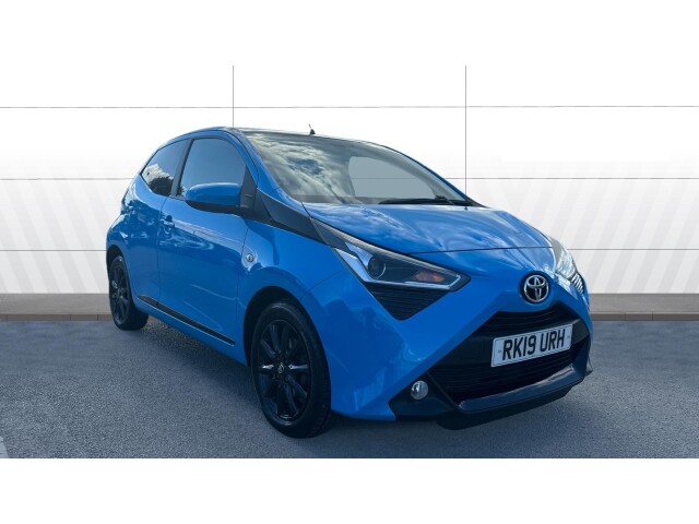 Main listing image - Toyota Aygo