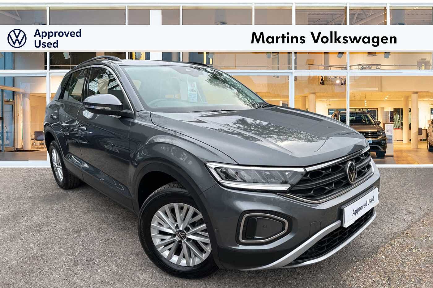 Main listing image - Volkswagen T-Roc