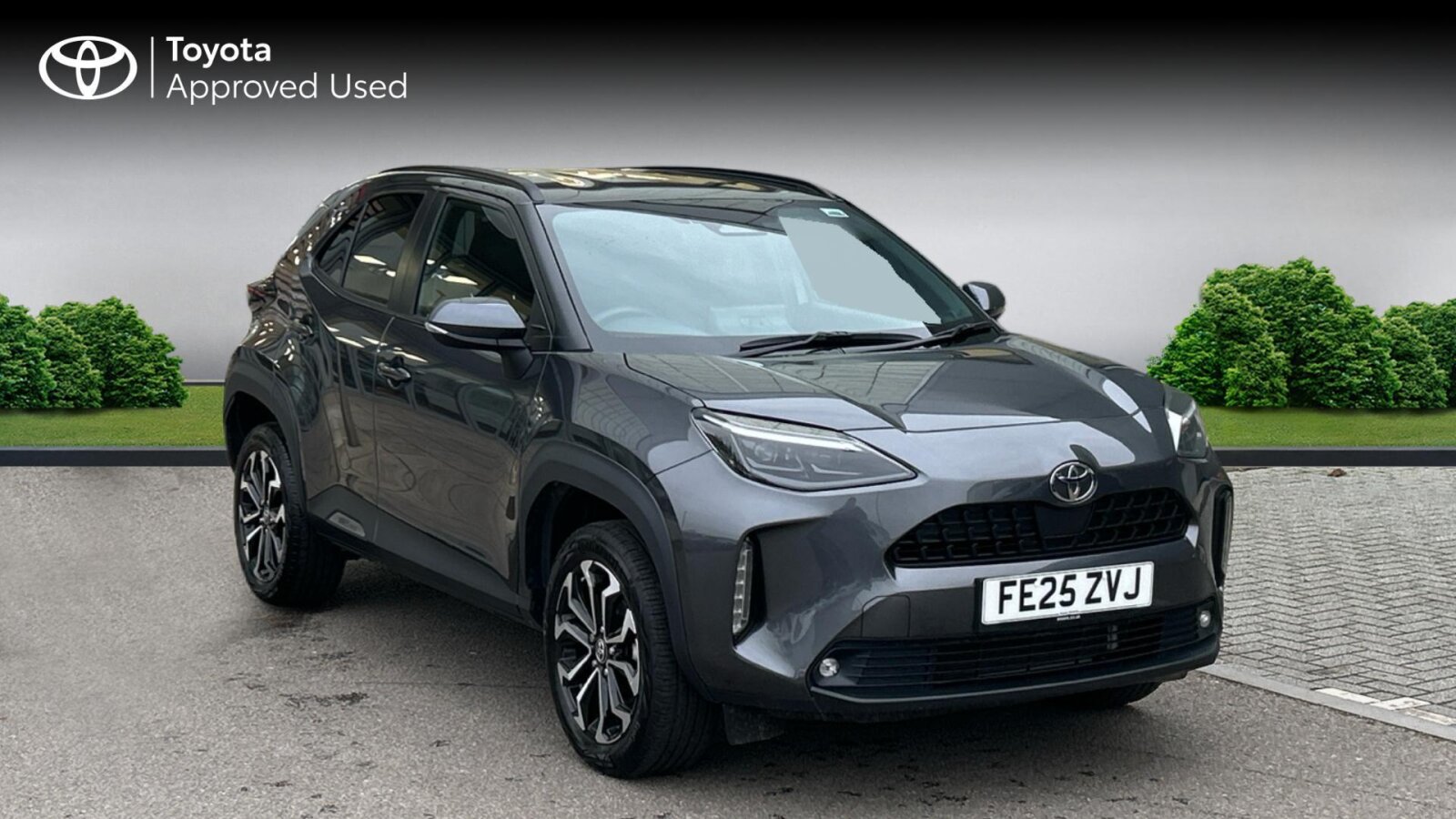 Main listing image - Toyota Yaris Cross