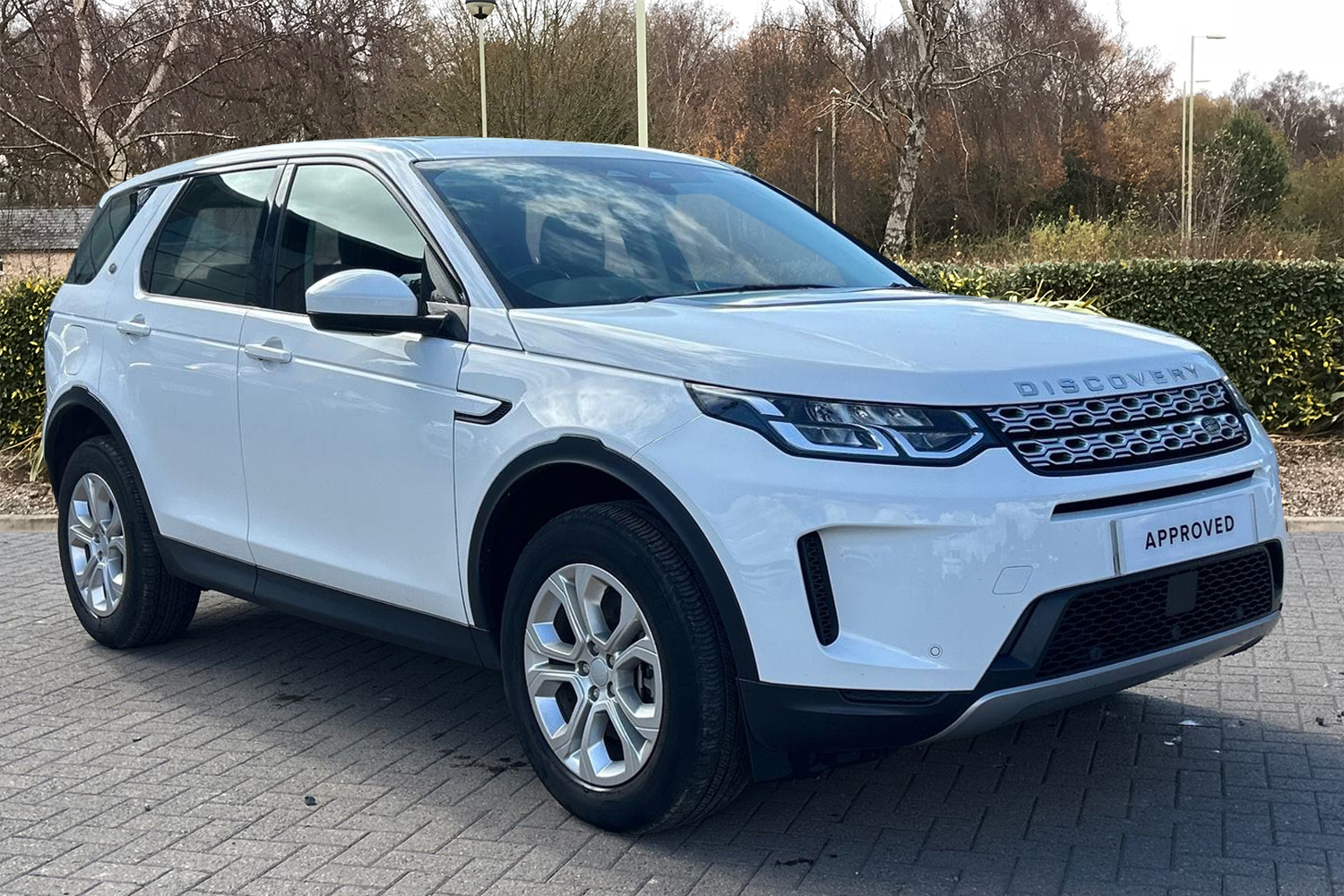Main listing image - Land Rover Discovery Sport