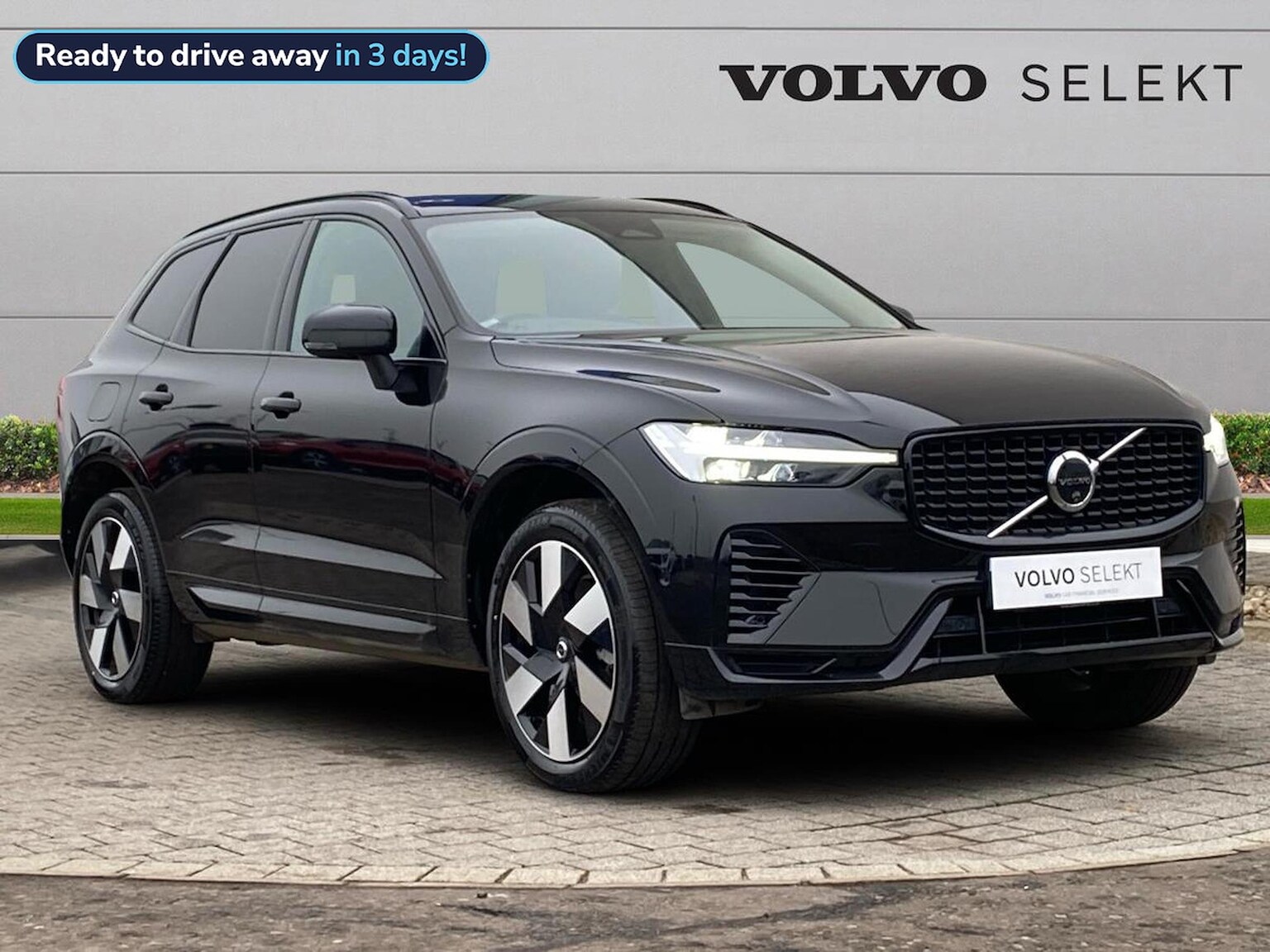 Main listing image - Volvo XC60