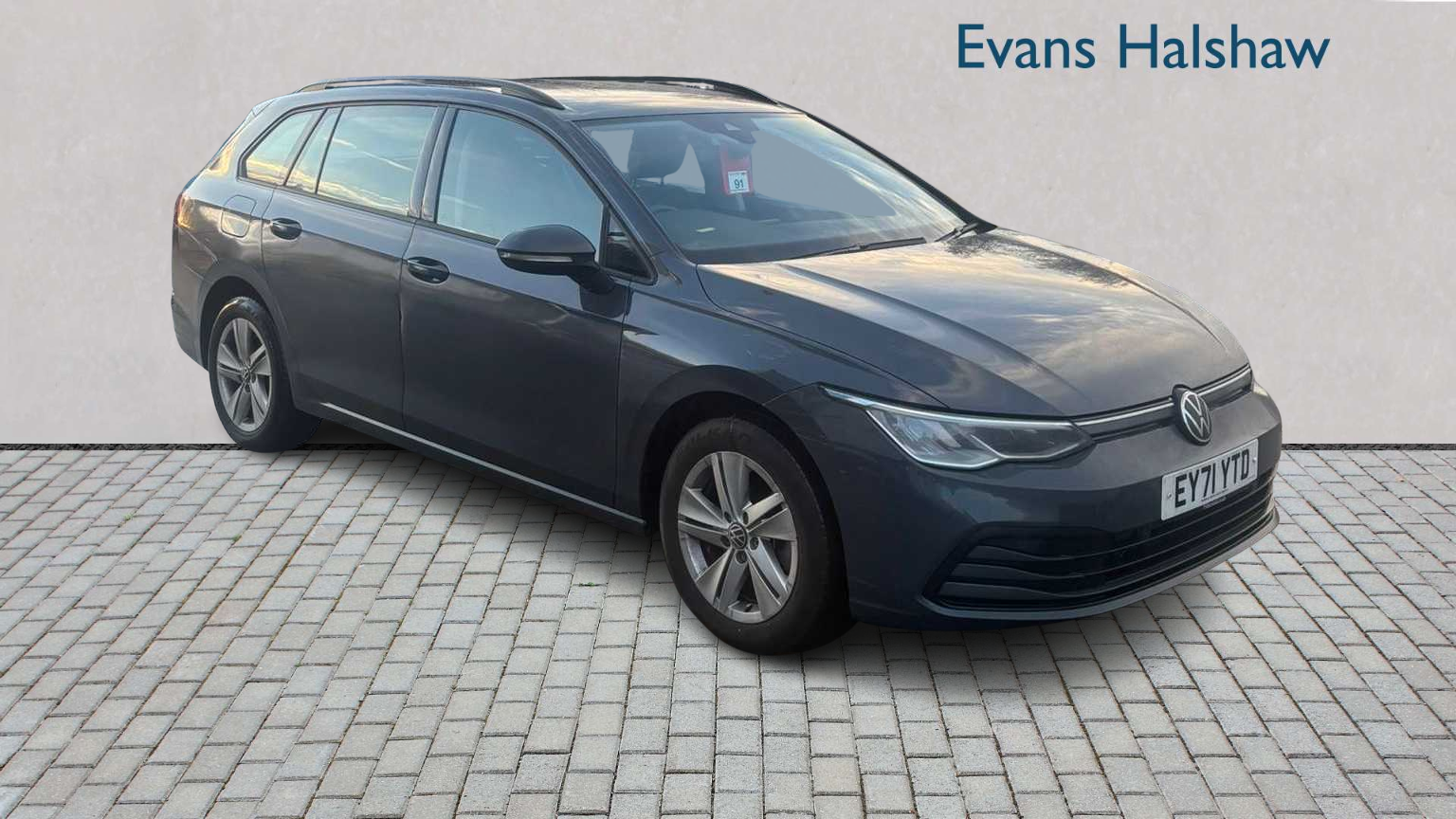 Main listing image - Volkswagen Golf Estate