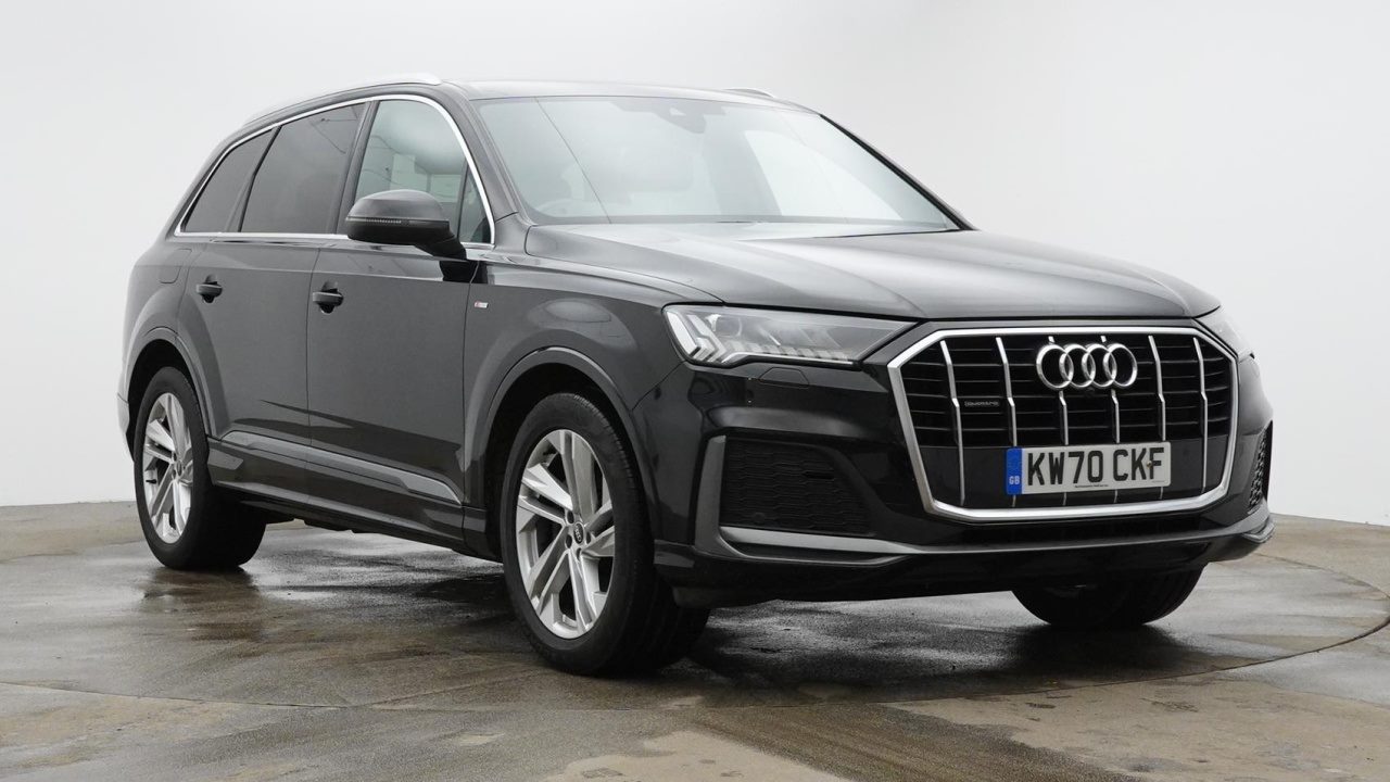 Main listing image - Audi Q7