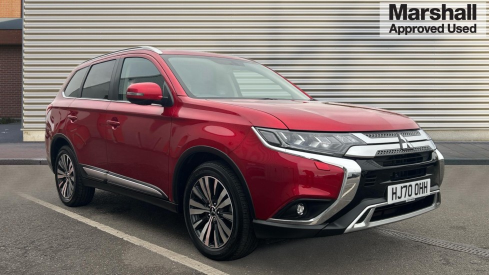 Main listing image - Mitsubishi Outlander