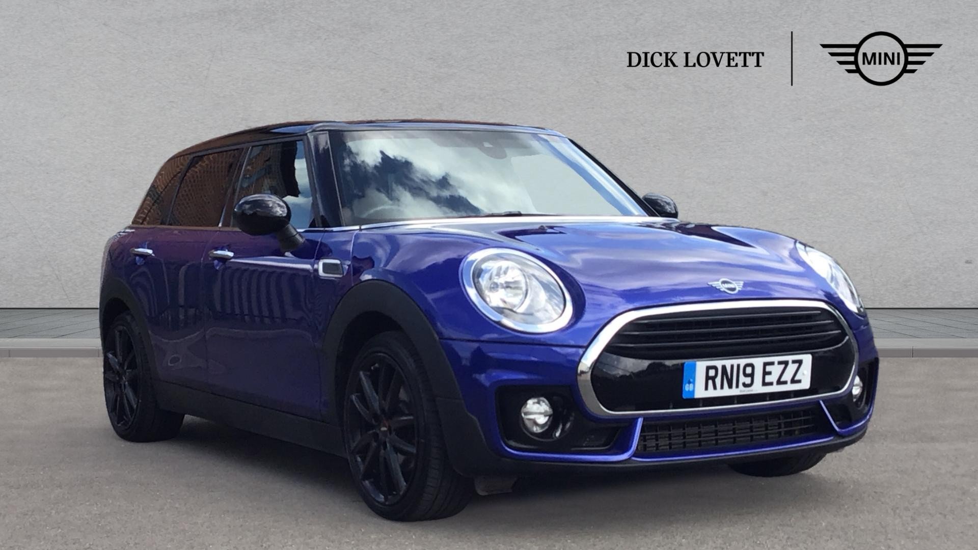 Main listing image - MINI Clubman