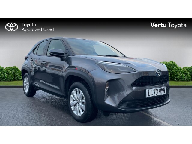 Main listing image - Toyota Yaris Cross