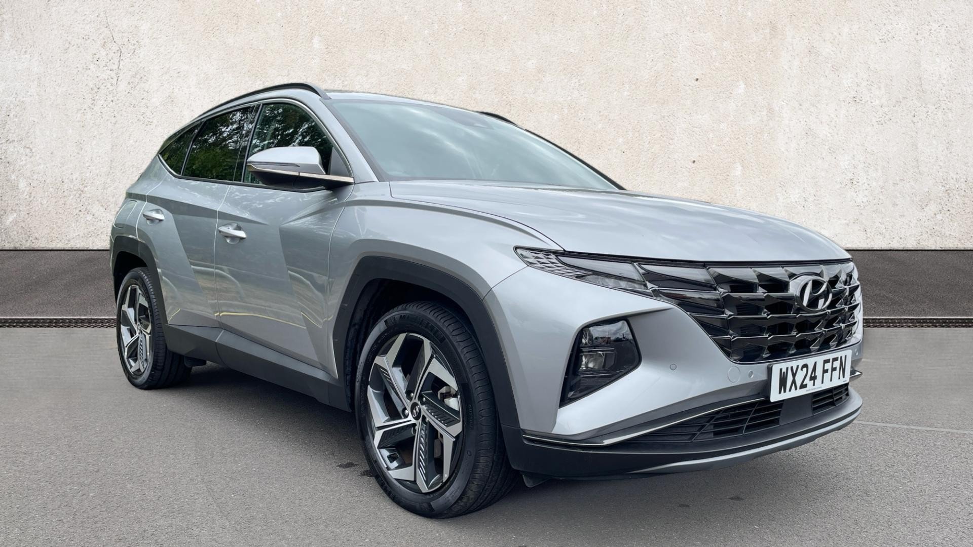 Main listing image - Hyundai Tucson