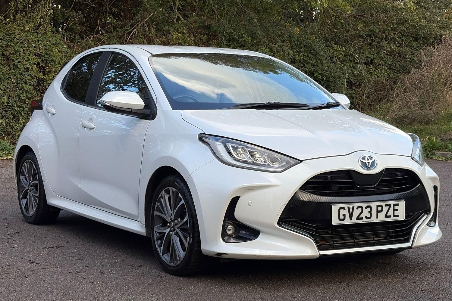 Main listing image - Toyota Yaris
