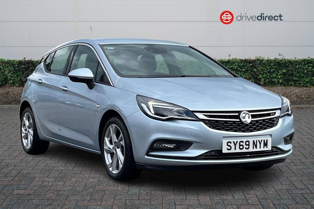 Main listing image - Vauxhall Astra