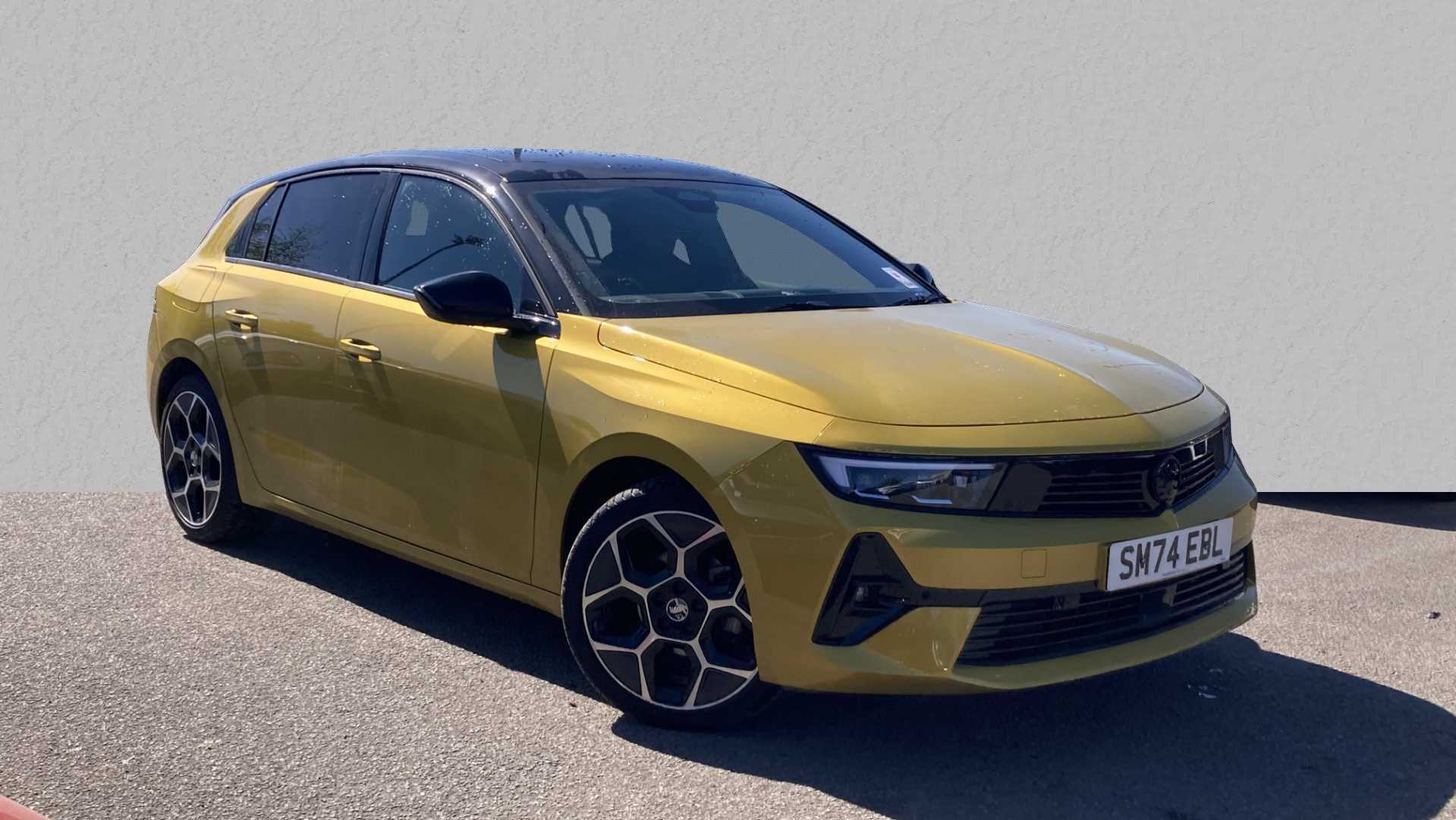 Main listing image - Vauxhall Astra