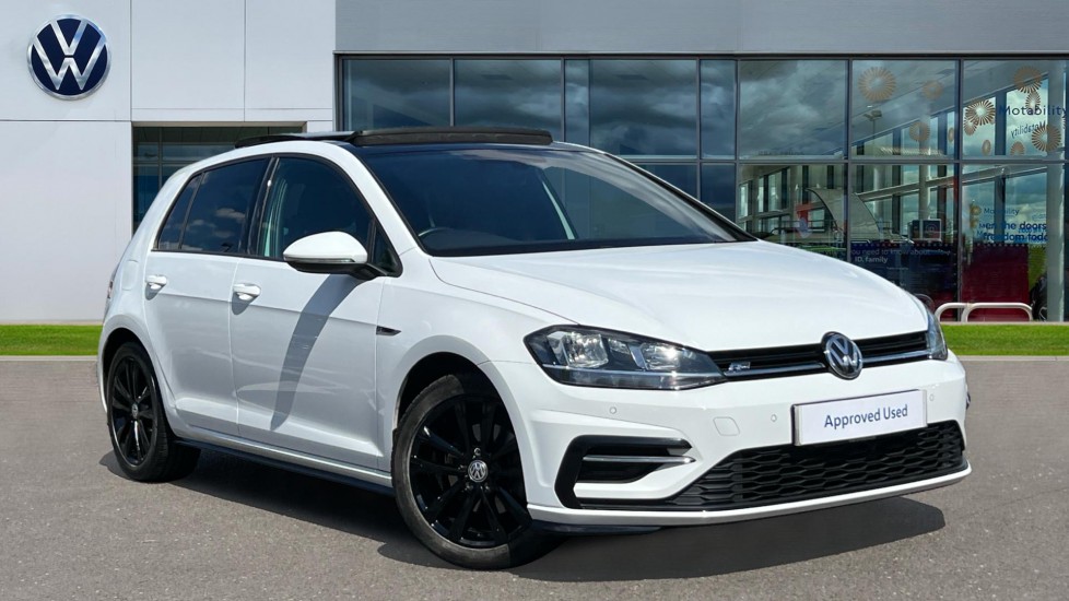 Main listing image - Volkswagen Golf