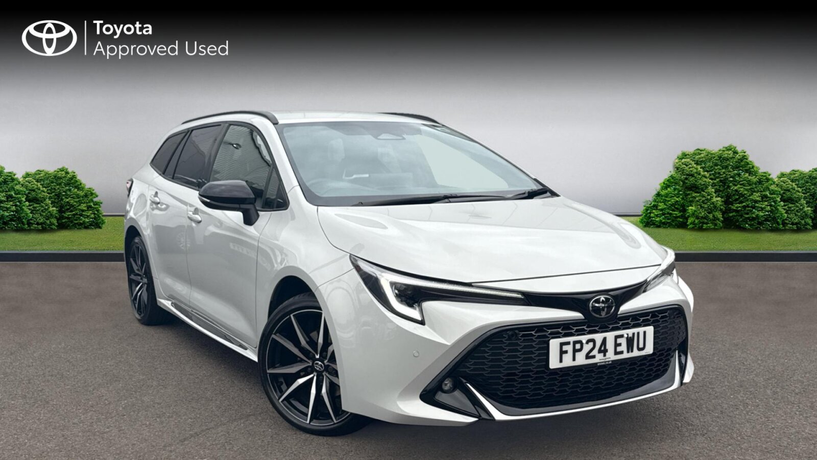 Main listing image - Toyota Corolla Touring Sport